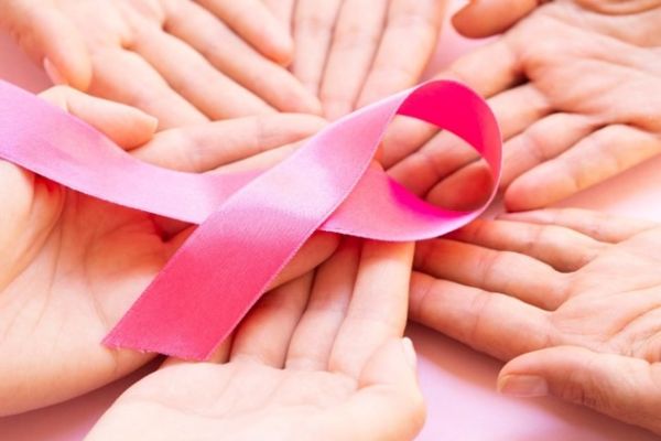 CANCER DE MAMA, más allá de un lazo rosa