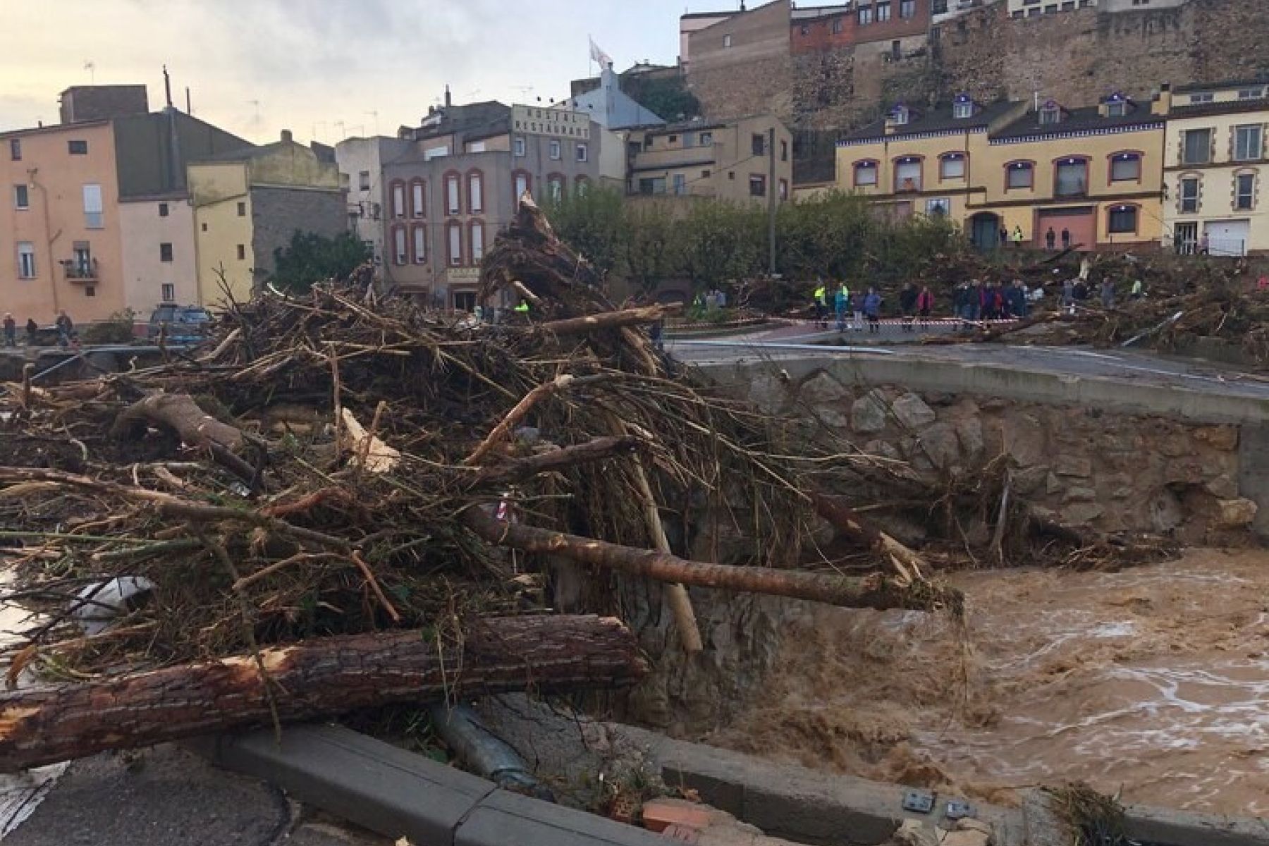 SOPORTE A LOS DAMNIFICADOS POR LAS INUNDACIONES DE LA MADRUGADA DEL DIA 22