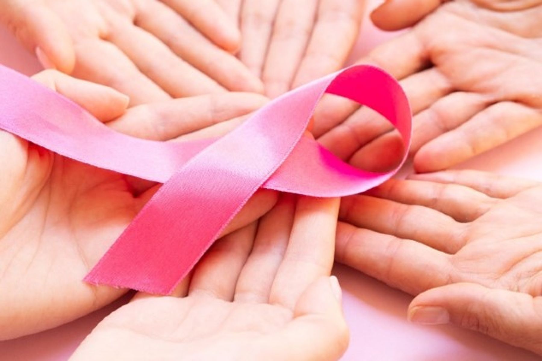 CANCER DE MAMA, más allá de un lazo rosa